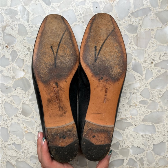 Ferragamo black leather loafers NARROW - Picture 3 of 4